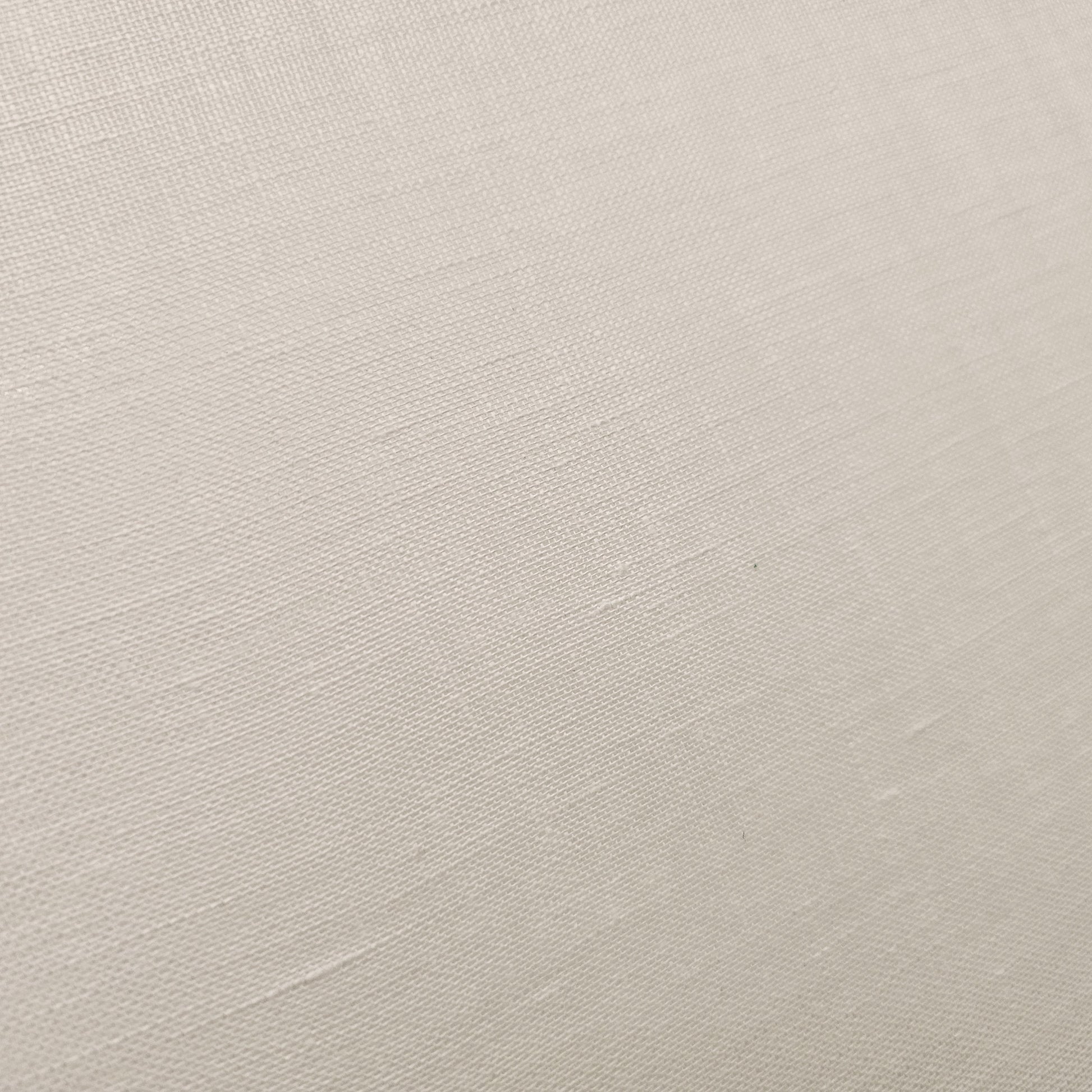 Neutral fabric for lampshade diffuser
