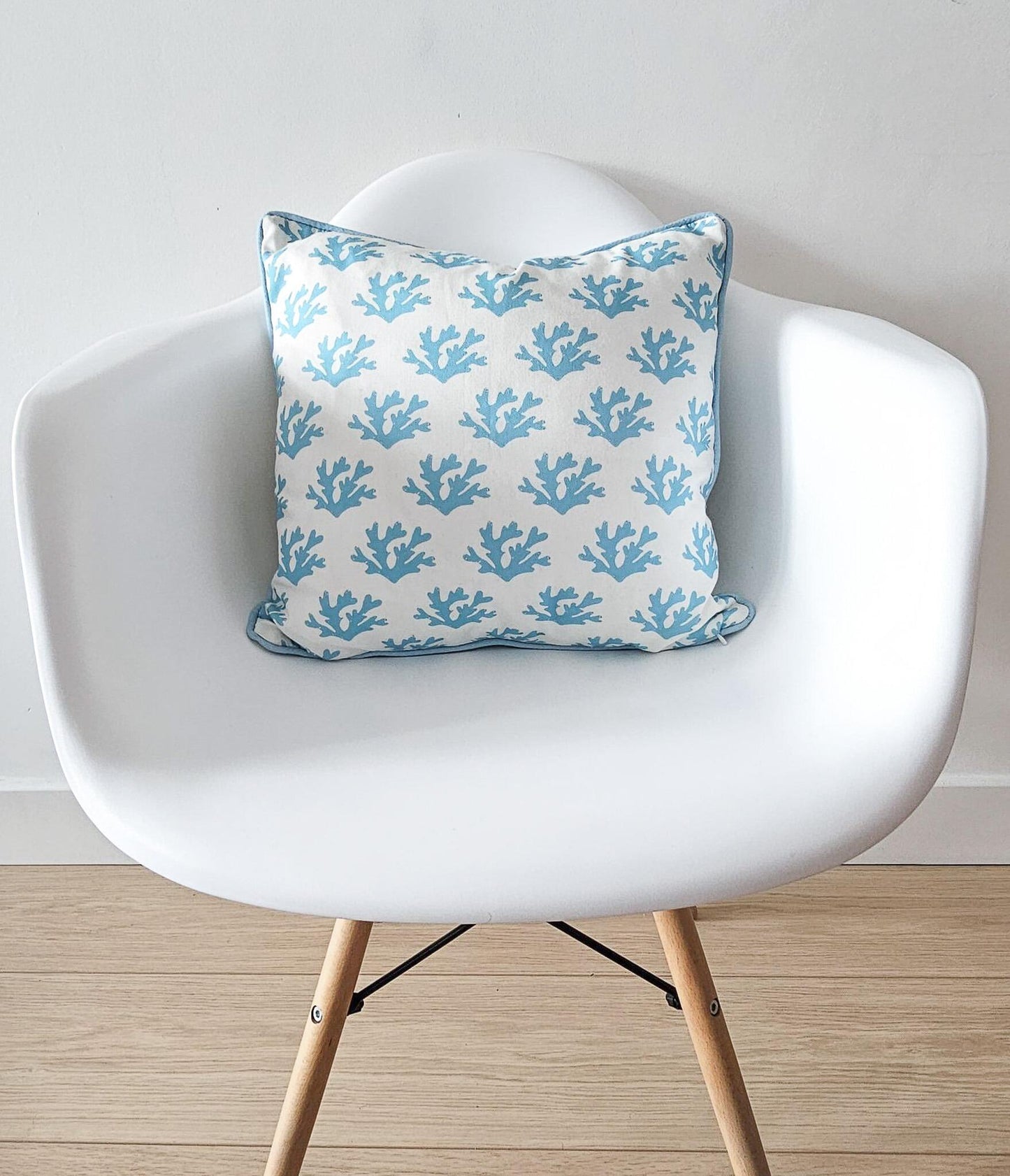 Seaweed Patterned Cushion